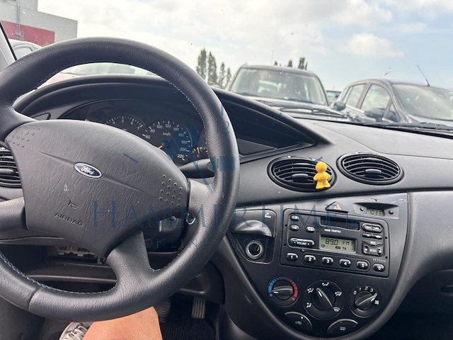 Ford focus 1.4i 16v trend, 1999 - afbeelding 7 van  36