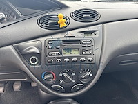Ford focus 1.4i 16v trend, 1999 - afbeelding 8 van  36