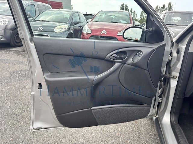 Ford focus 1.4i 16v trend, 1999 - afbeelding 36 van  36