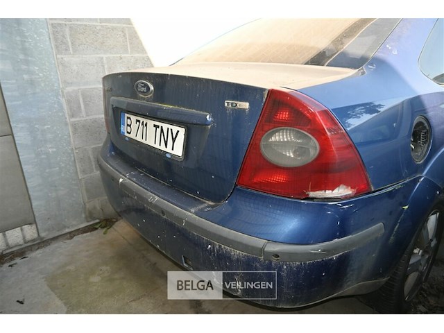 Ford focus, enkel voor vergunninghouders en erkende centra voor verschroting - afbeelding 4 van  7
