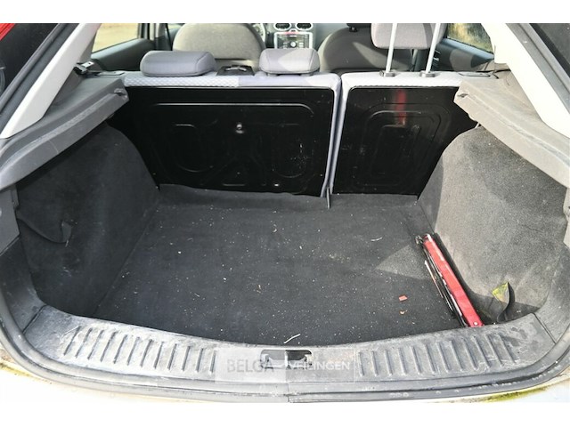 Ford focus personenwagen - afbeelding 9 van  18