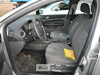 Ford focus personenwagen - afbeelding 10 van  18