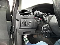 Ford focus sedan focus 1.6i ghia 100 at, 2008 - afbeelding 8 van  36