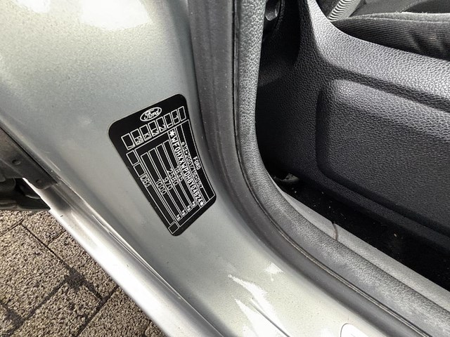 Ford focus sedan focus 1.6i ghia 100 at, 2008 - afbeelding 16 van  36