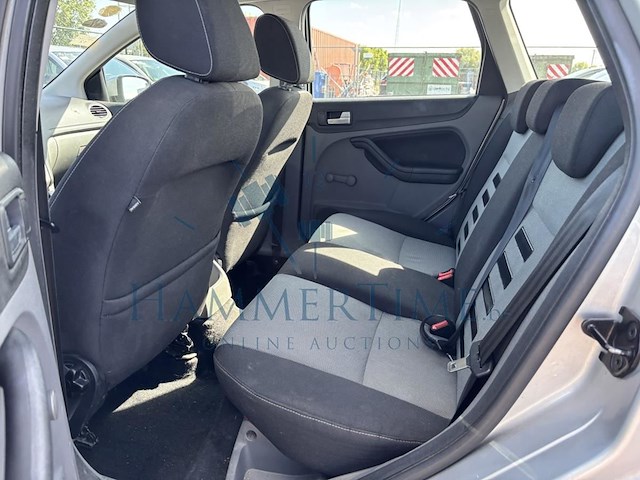 Ford focus sw 1.6 tdci x trend dpf, 2010 - afbeelding 13 van  37
