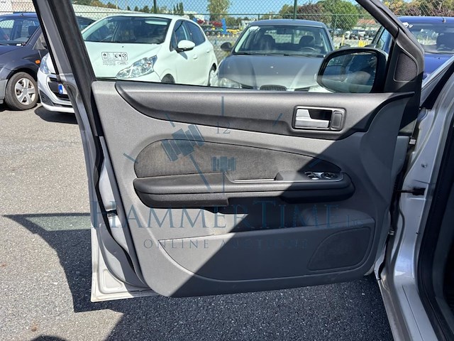 Ford focus sw 1.6 tdci x trend dpf, 2010 - afbeelding 37 van  37