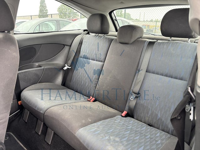 Ford focus sw 1.6i 16v ambiente, 2002 - afbeelding 13 van  35