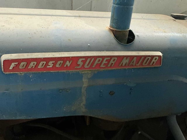 Ford fordson super major oldtimer tractor - afbeelding 9 van  16
