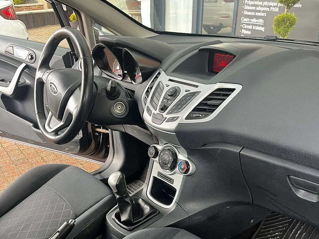 Ford ja8 auto - afbeelding 18 van  18