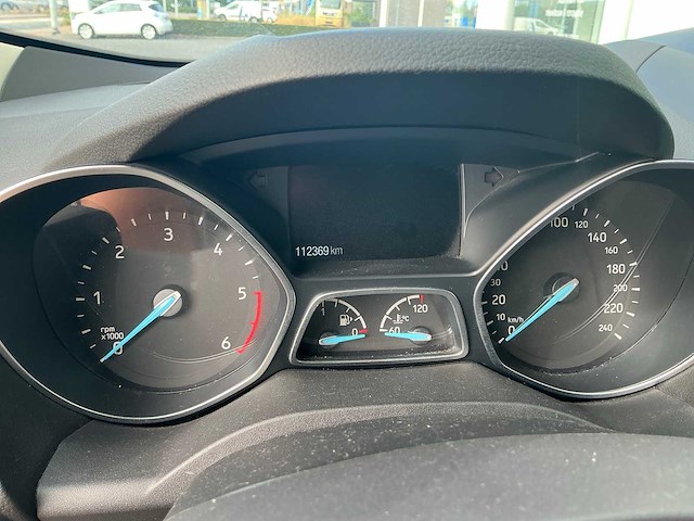 Ford kuga personenauto - afbeelding 3 van  10