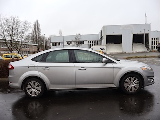 Ford mondeo - wf0exxgbbebp40831 - 2012 - afbeelding 18 van  20