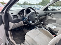 Ford mondeo 1.8i 16v sci ghia, 2002 - afbeelding 2 van  29