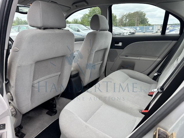 Ford mondeo 1.8i 16v sci ghia, 2002 - afbeelding 10 van  29