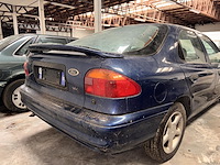 Ford mondeo, 1994 - afbeelding 4 van  17