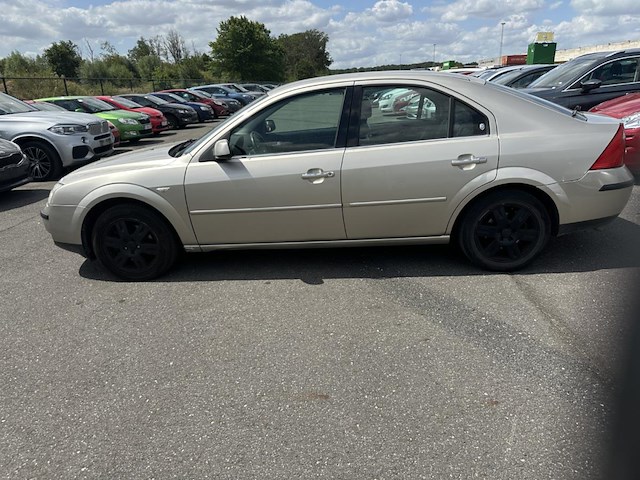 Ford mondeo 5p/d 1.8i 16v ghia,2005 - afbeelding 29 van  31