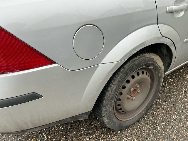 Ford mondeo b5y ghia personenauto - afbeelding 35 van  44