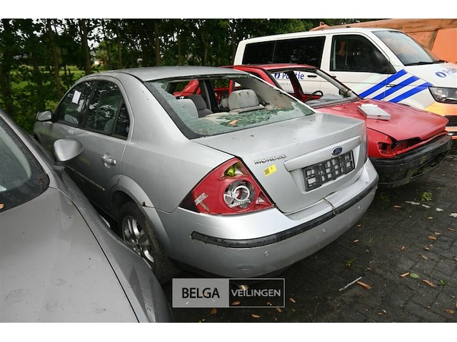 Ford mondeo, enkel voor vergunninghouders en erkende centra voor verschrotting - afbeelding 8 van  10