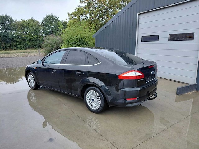 Ford mondeo personenauto - afbeelding 2 van  9