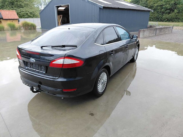 Ford mondeo personenauto - afbeelding 7 van  9