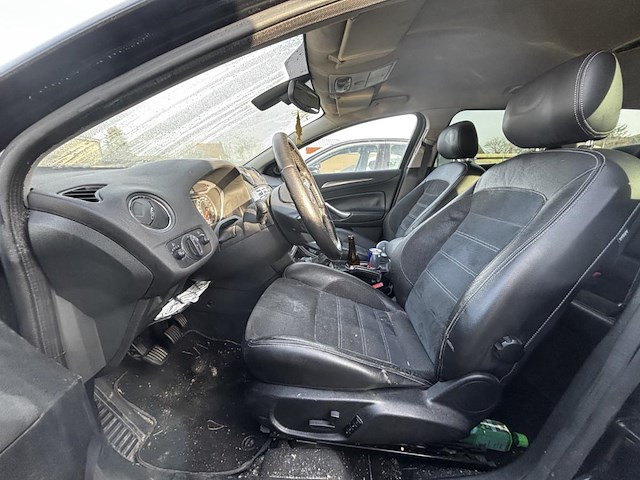 Ford mondeo - afbeelding 8 van  9