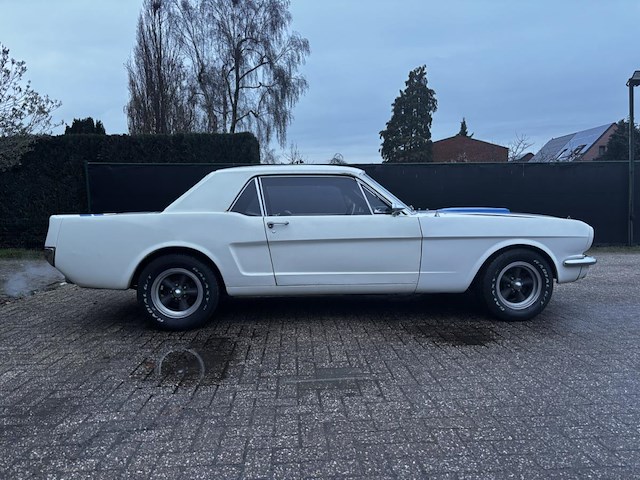 Ford mustang ,1966 - afbeelding 27 van  32