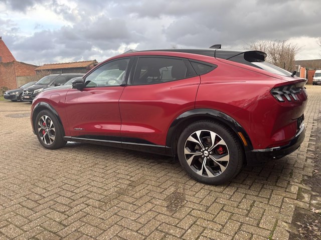 Ford mustang, 2023 - afbeelding 30 van  32