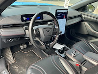 Ford mustang mach-e personenauto - afbeelding 14 van  35