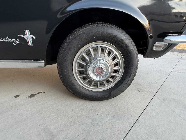 Ford mustang oldtimer - afbeelding 13 van  25