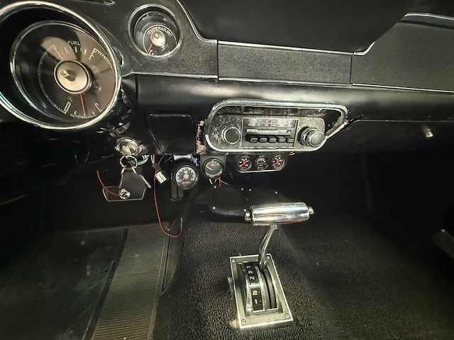 Ford mustang oldtimer - afbeelding 17 van  25