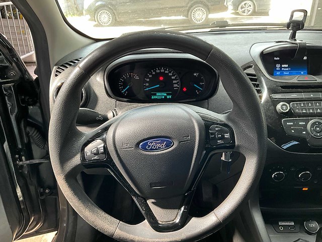 Ford personenauto - afbeelding 9 van  34