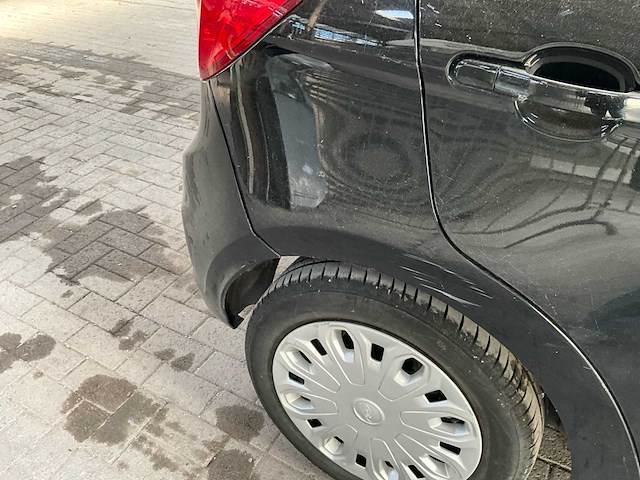 Ford personenauto - afbeelding 25 van  34