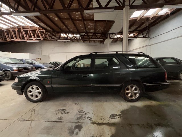 Ford scorpio, 1993 - afbeelding 8 van  16