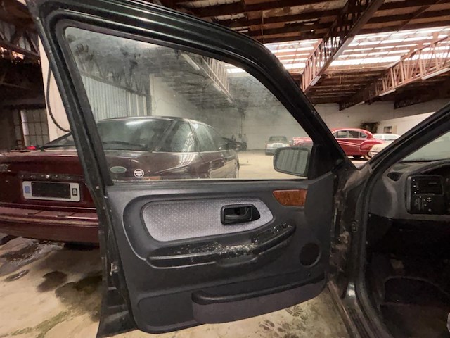 Ford scorpio, 1993 - afbeelding 8 van  15