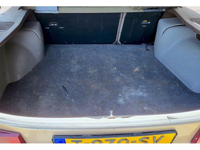 Ford sierra 1,3 - afbeelding 8 van  48