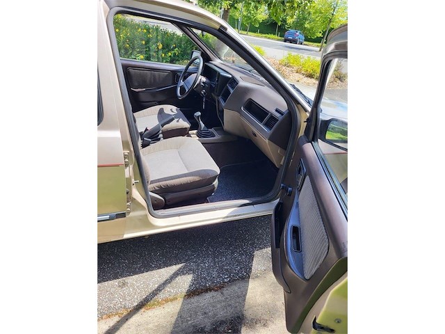 Ford sierra 1,3 - afbeelding 32 van  48