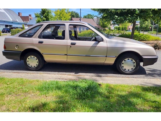Ford sierra 1,3 - afbeelding 44 van  48