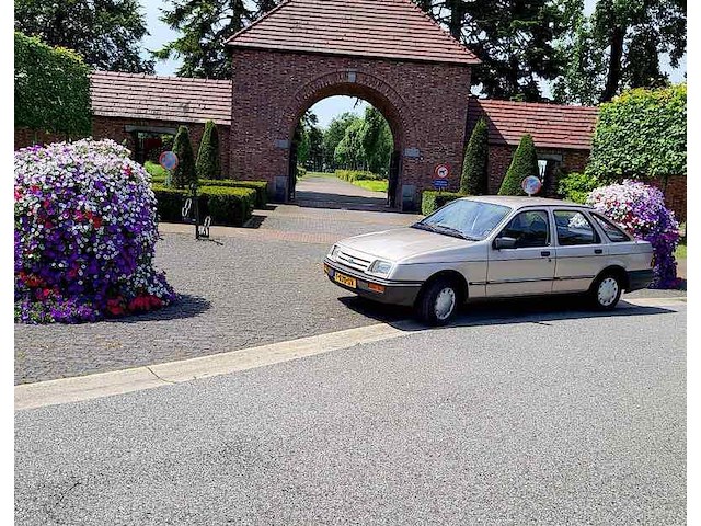 Ford sierra1,3, 1983 - afbeelding 11 van  48