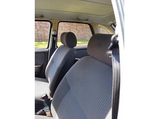 Ford sierra1,3, 1983 - afbeelding 17 van  48