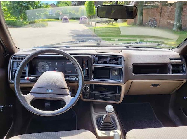 Ford sierra1,3, 1983 - afbeelding 18 van  48