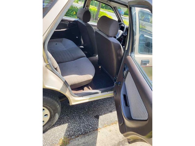 Ford sierra1,3, 1983 - afbeelding 28 van  48