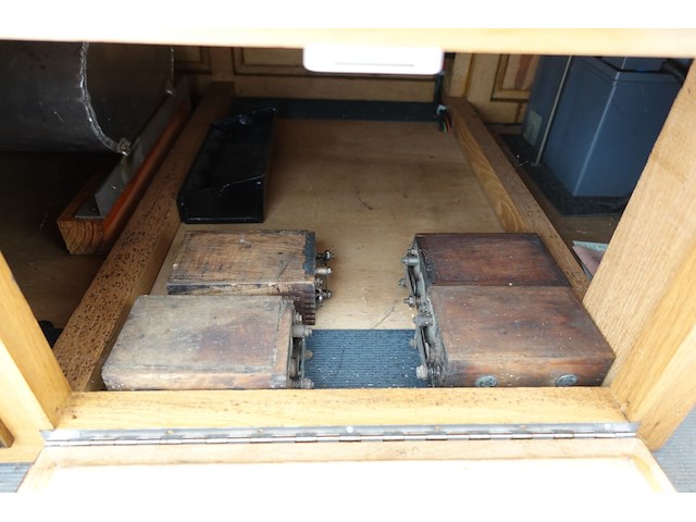 Ford t - afbeelding 2 van  13