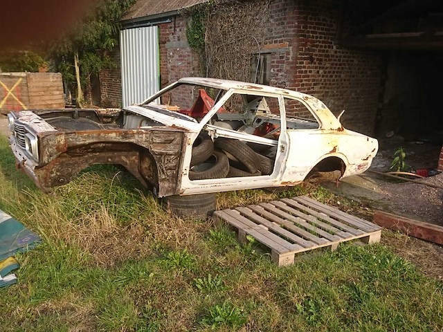 Ford taunus tc oldtimer - afbeelding 15 van  25
