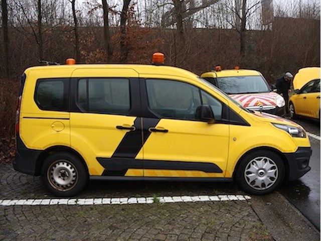 Ford tourneo - wf0txxwpgtfe81690 - 2015 - afbeelding 17 van  20