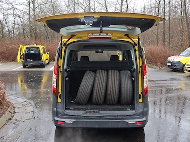 Ford tourneo - wf0txxwpgtga18579 - 2016 - afbeelding 17 van  21