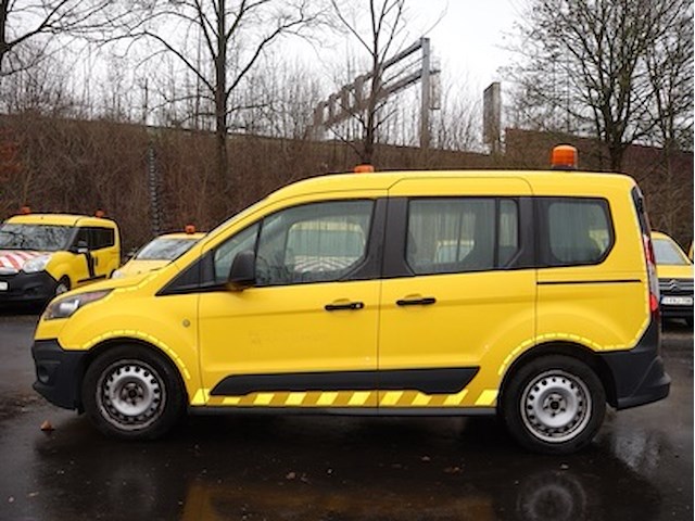 Ford tourneo - wf0txxwpgtga18582 - 2016 - afbeelding 12 van  18