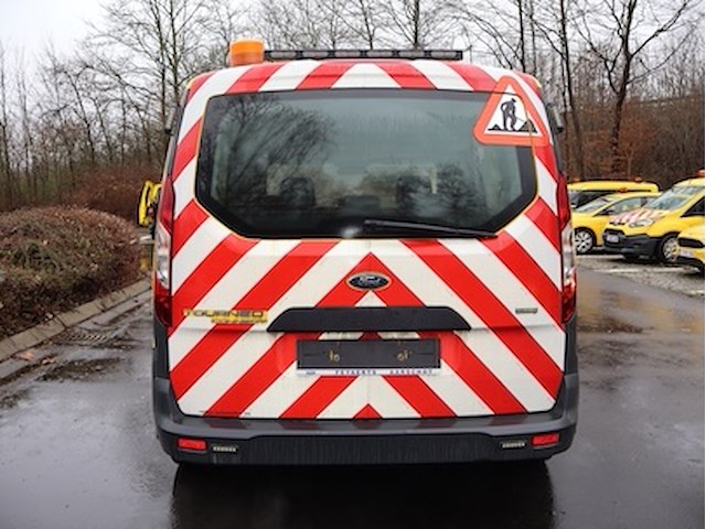 Ford tourneo - wf0txxwpgtgy76967 - 2016 - afbeelding 13 van  18