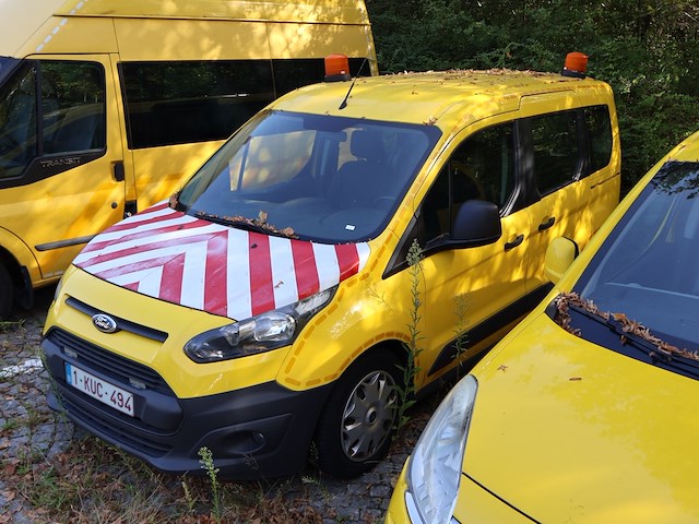 Ford tourneo - wfotxxwpgtfe76241 - 2015 - afbeelding 11 van  17