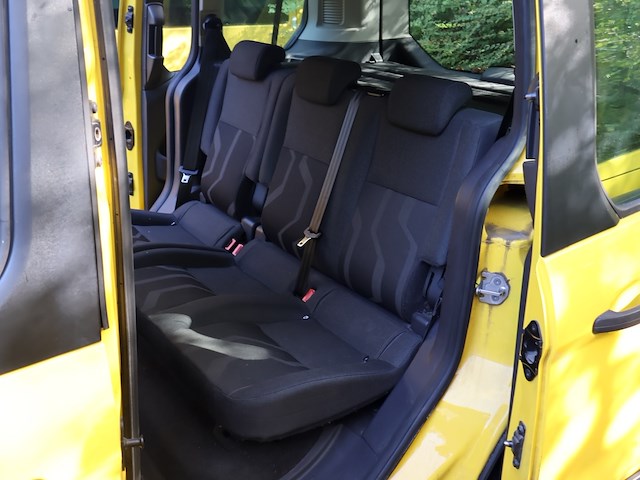 Ford tourneo - wfotxxwpgtfe76241 - 2015 - afbeelding 12 van  17
