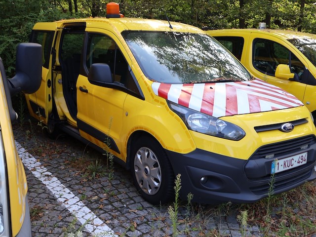 Ford tourneo - wfotxxwpgtfe76241 - 2015 - afbeelding 14 van  17