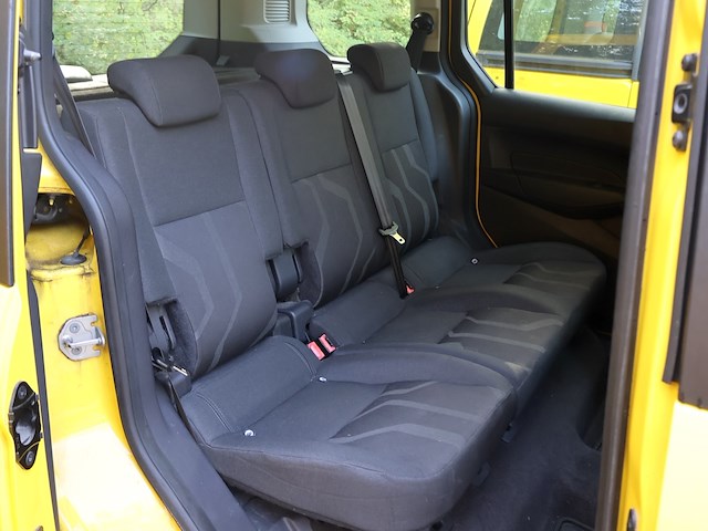 Ford tourneo - wfotxxwpgtfe76241 - 2015 - afbeelding 15 van  17